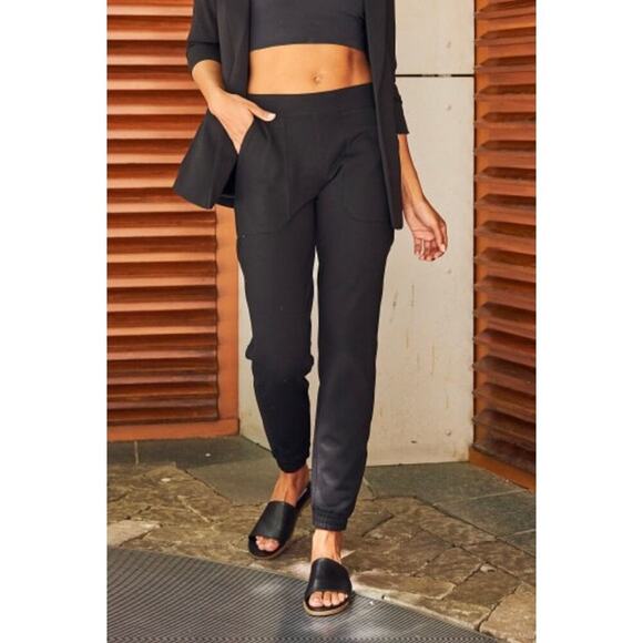 SPANX Pants - Spanx Perfect Pant Jogger Black Women’s Size Medium